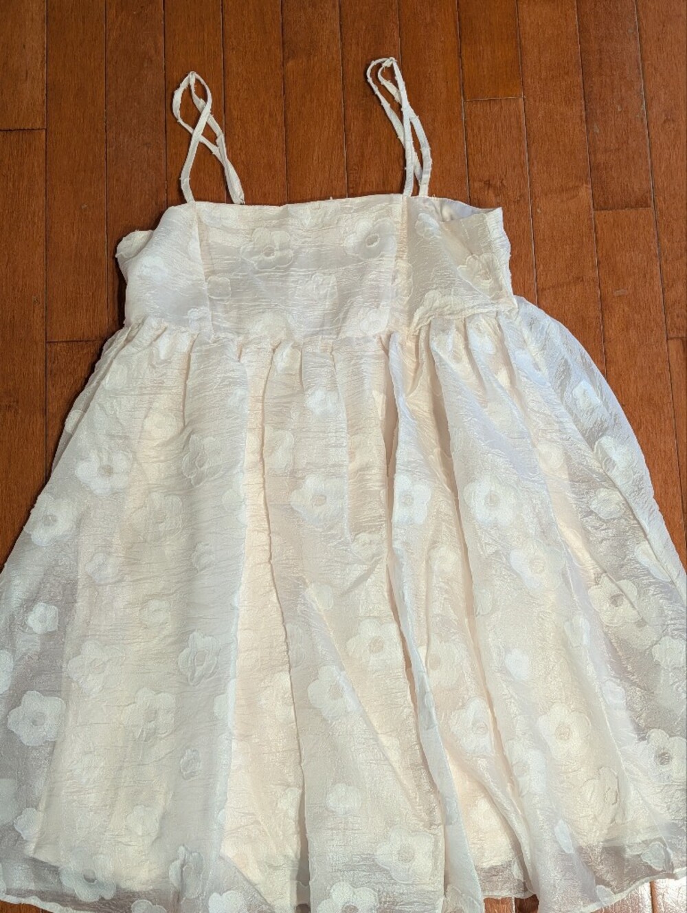 NWOT Storia Cream Floral Babydoll Mini Dress Tilly's Size Small